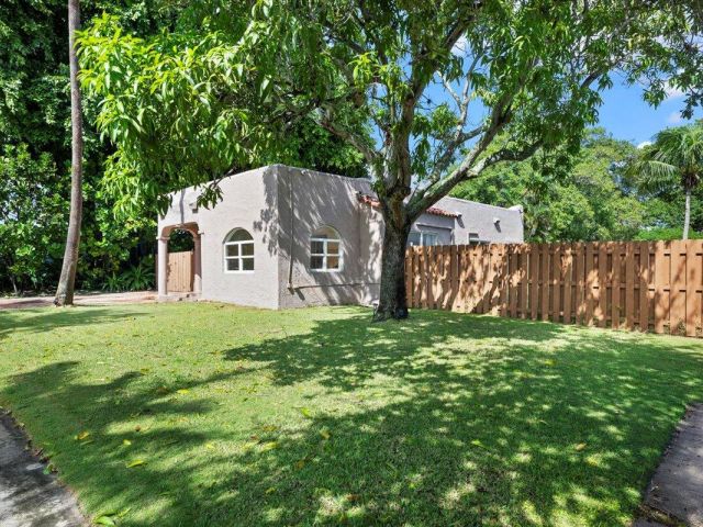 Продажа дома по адресу 511 Upland Road - фото 6722112