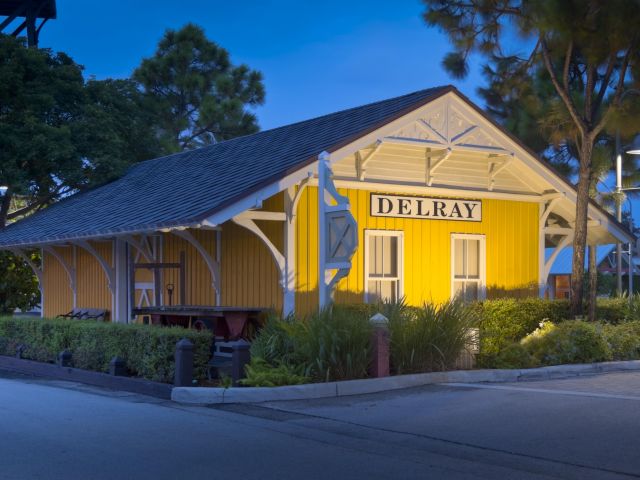 Продажа дома по адресу 260 NE 14th Street - фото 6707790