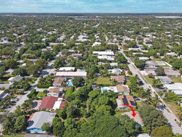 Продажа дома по адресу 260 NE 14th Street - фото 6707791