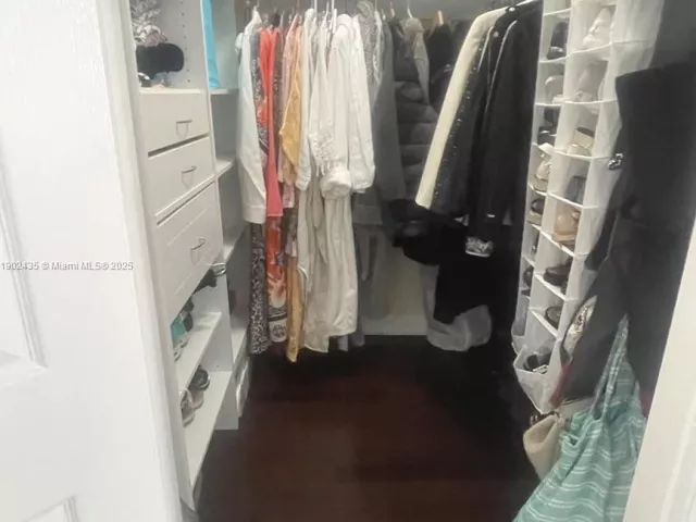 Продажа квартиры #532 - фото 6720815