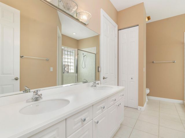 Продажа дома по адресу 9741 Spray Drive - фото 6721738