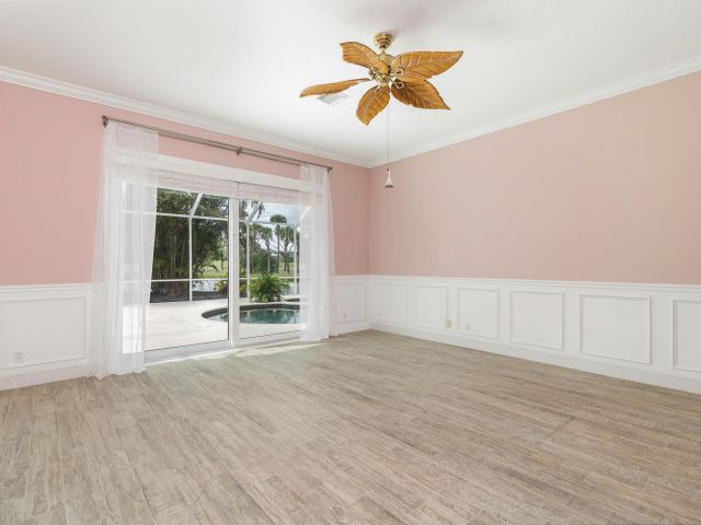 Продажа дома по адресу 9741 Spray Drive - фото 6721741