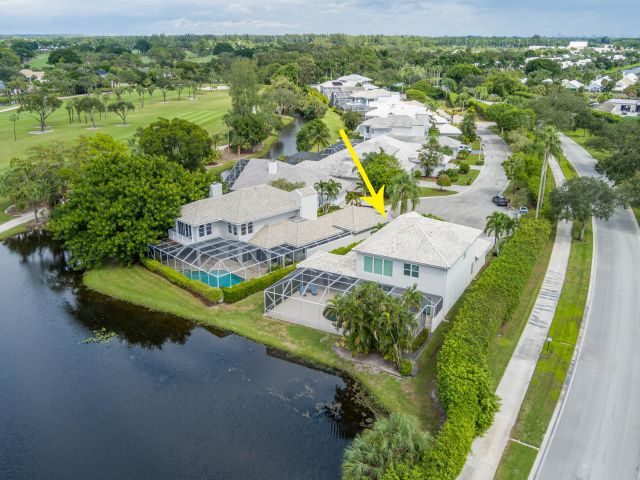 Продажа дома по адресу 9741 Spray Drive - фото 6721750