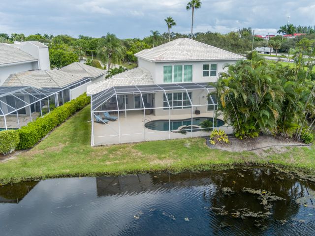 Продажа дома по адресу 9741 Spray Drive - фото 6721751