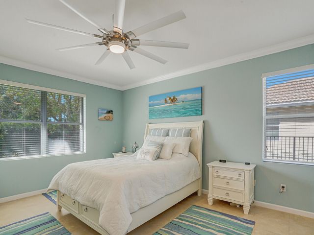 Продажа дома по адресу 9328 Silent Oak Circle - фото 6712860