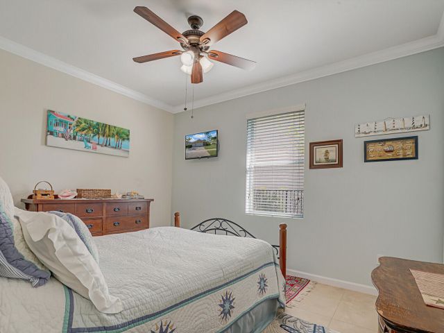 Продажа дома по адресу 9328 Silent Oak Circle - фото 6712861