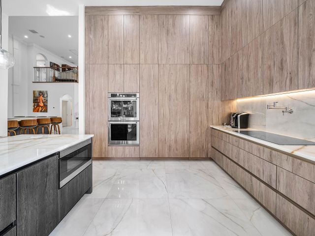 Продажа дома по адресу 15951 Laurel Creek Drive - фото 6707838