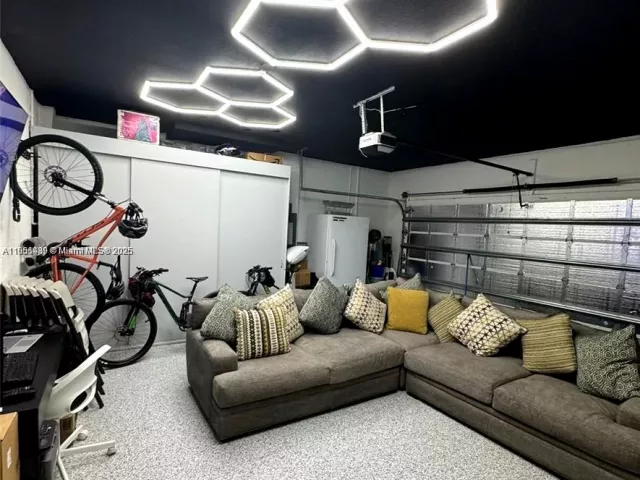 Продажа дома по адресу 11910 SW 243rd St - фото 6703369