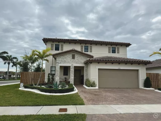 Продажа дома по адресу 11910 SW 243rd St - фото 6703374