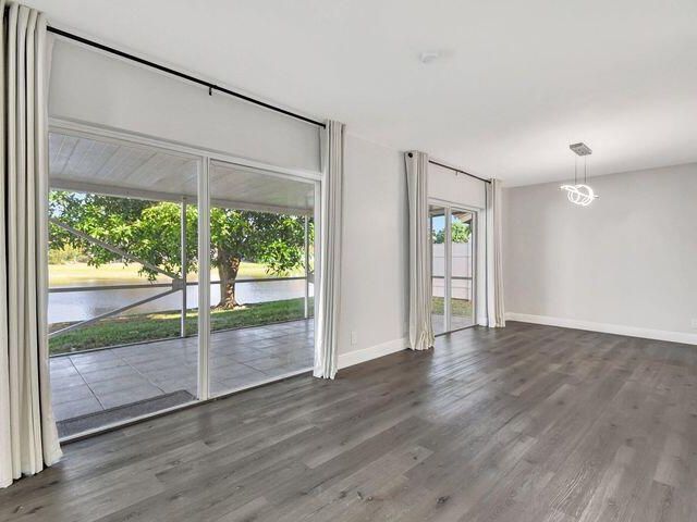 Продажа дома по адресу 10104 Country Brook Road - фото 6704004