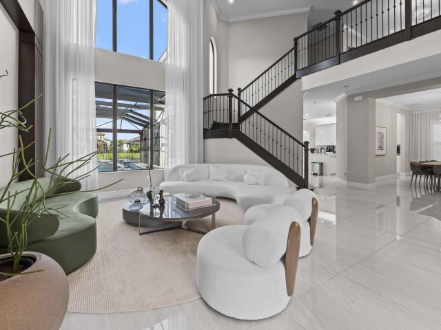 Продажа дома по адресу 9795 Rennes Lane - фото 6713061