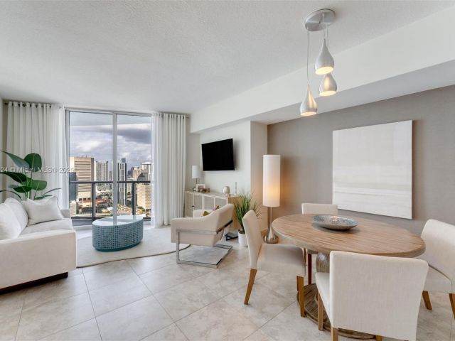 Продажа квартиры #3605 - фото 6711368