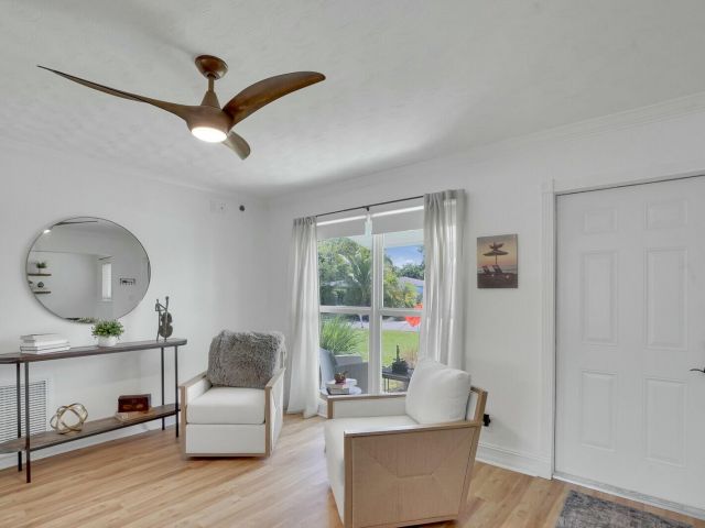 Продажа дома по адресу 455 NE 34th Street - фото 6781289