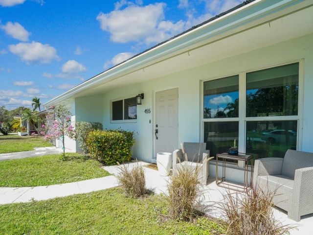 Продажа дома по адресу 455 NE 34th Street - фото 6781290