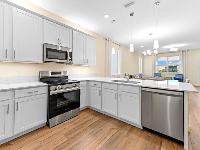 Продажа дома по адресу 5783 Graceful Way - фото 6707736