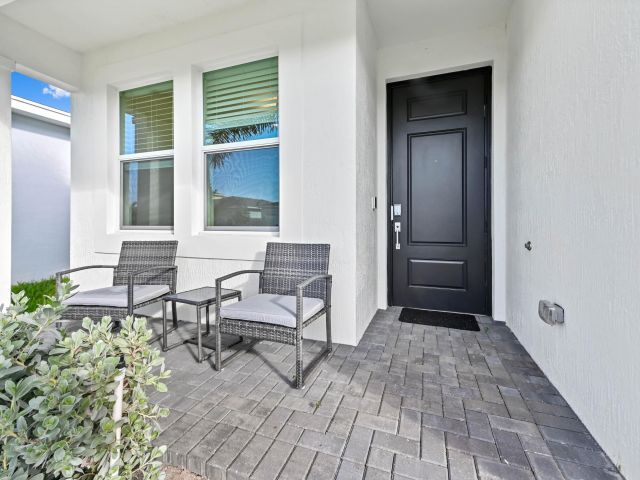 Продажа дома по адресу 5783 Graceful Way - фото 6707741