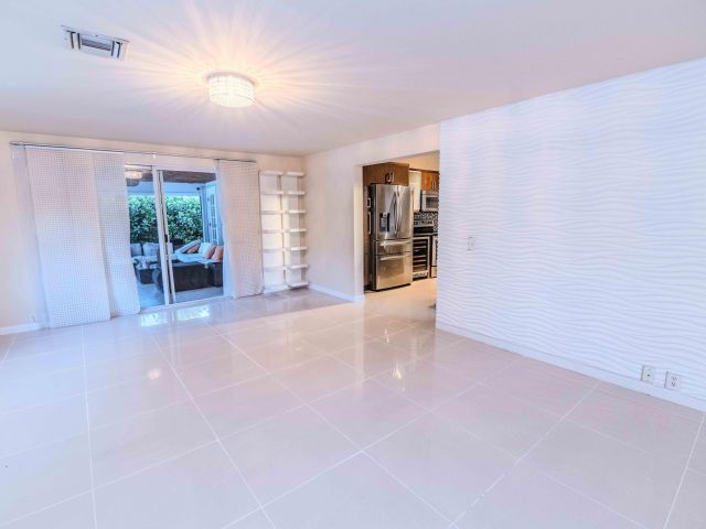 Дом в аренду по адресу 8111 Cedar Hollow Lane Lane - фото 6704779