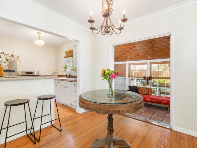 Продажа дома по адресу 341 Nottingham Boulevard - фото 6708286