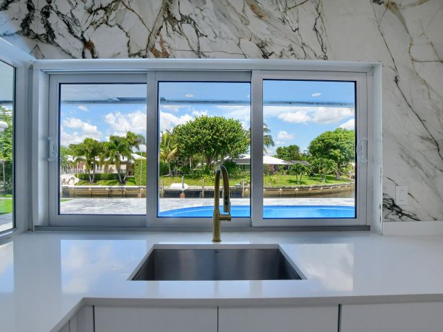 Дом в аренду по адресу 891 SW Hickory Terrace - фото 6705472