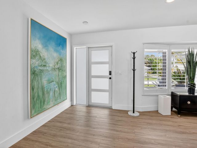 Дом в аренду по адресу 891 SW Hickory Terrace - фото 6705477