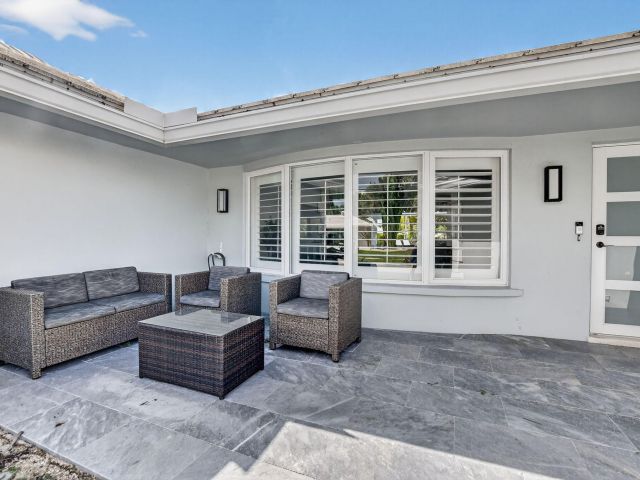 Дом в аренду по адресу 891 SW Hickory Terrace - фото 6705478