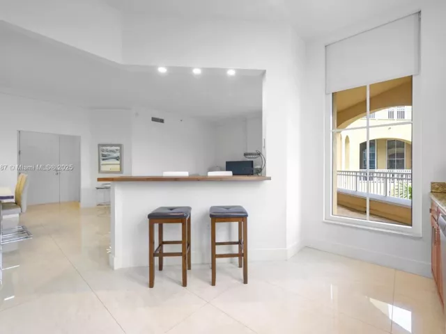 Продажа квартиры #613 - фото 6718055