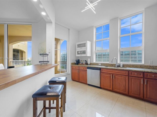 Продажа квартиры #613 - фото 6718057