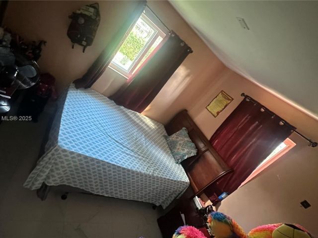 Продажа дома по адресу 1740 NW 126th St - фото 7455784