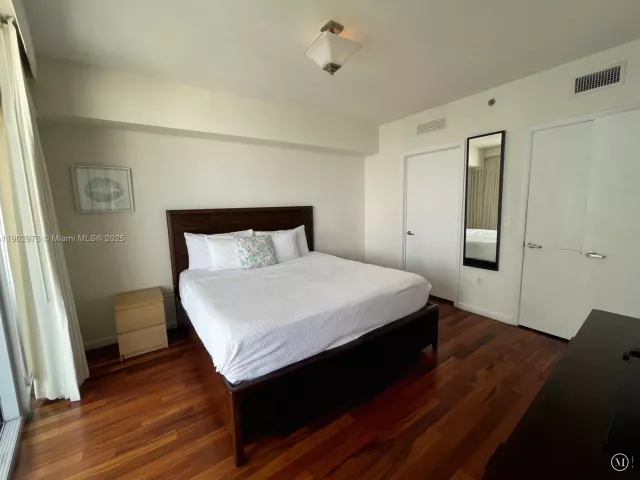 Продажа квартиры # - фото 6707290