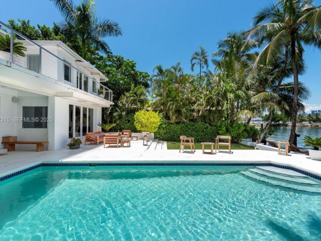 Продажа дома по адресу 302 W San Marino Dr - фото 6772223