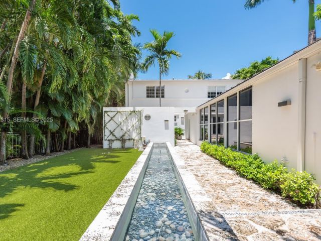 Продажа дома по адресу 302 W San Marino Dr - фото 6772230