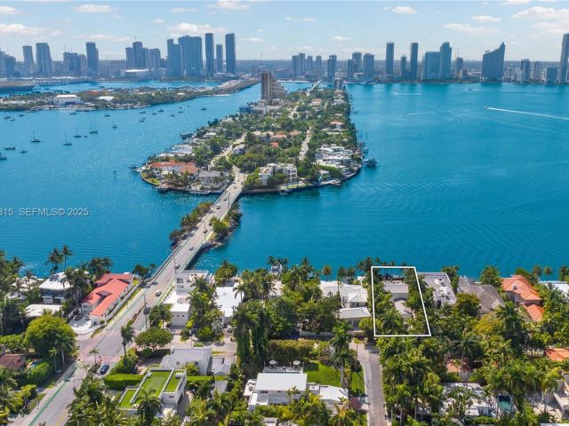 Продажа дома по адресу 302 W San Marino Dr - фото 6772233