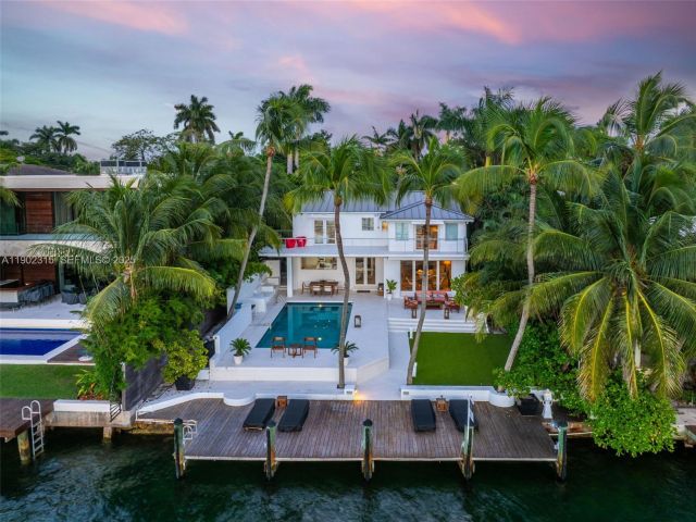 Продажа дома по адресу 302 W San Marino Dr - фото 6772237