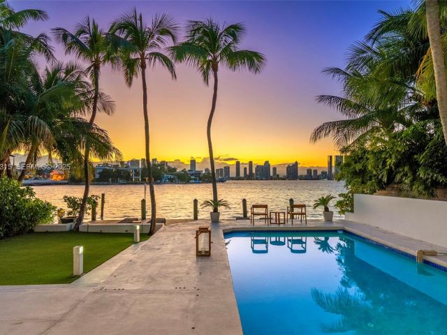 Продажа дома по адресу 302 W San Marino Dr - фото 6772238