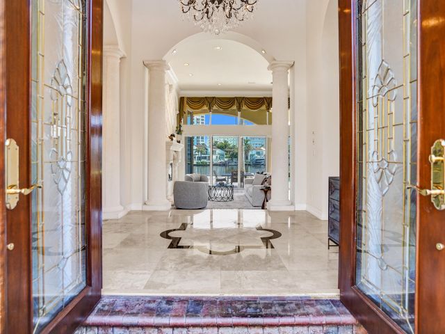 Продажа дома по адресу 612 Admirals Way - фото 6734480