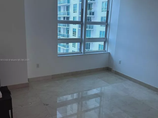 Квартира в аренду номер3505 - фото 6716569