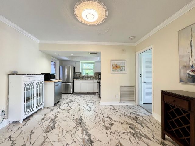 Дом в аренду по адресу 999 SE 6th Terrace - фото 6750540