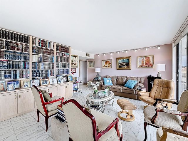 Продажа квартиры #409 - фото 6727209