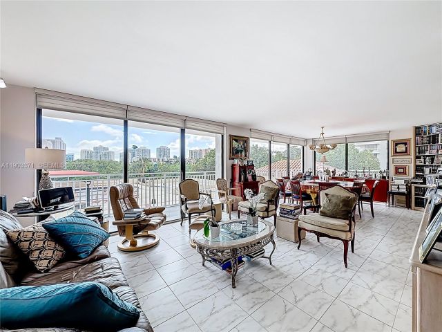 Продажа квартиры #409 - фото 6727213