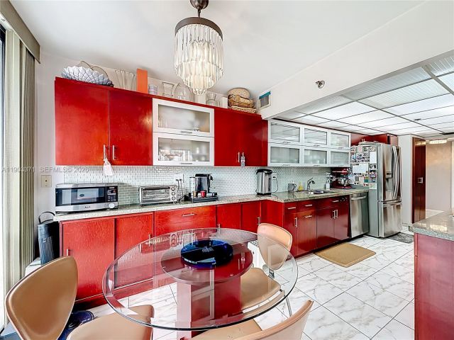 Продажа квартиры #409 - фото 6727225