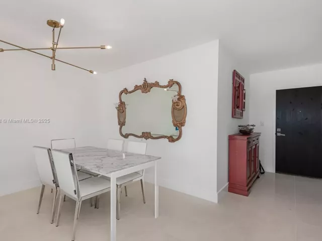 Продажа квартиры #1007 - фото 6724256