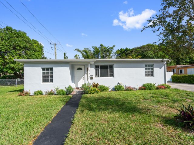 Продажа дома по адресу 175 NW 125th Street - фото 6711567