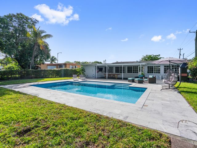 Продажа дома по адресу 175 NW 125th Street - фото 6778876