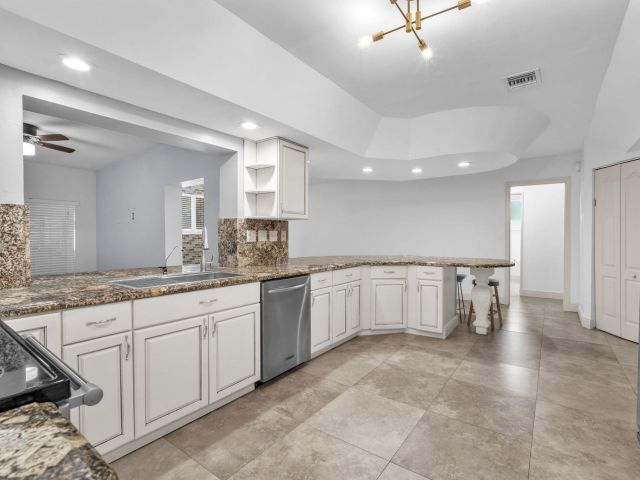 Дом в аренду по адресу 15225 SW 235th Street - фото 6731166