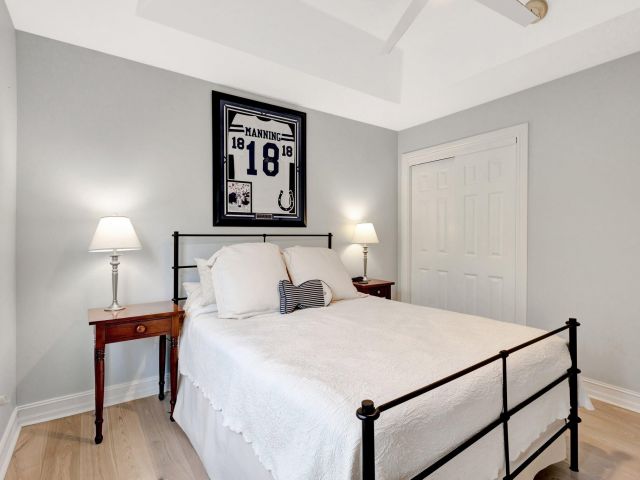 Продажа дома по адресу 213 Kings Lynn - фото 6734964