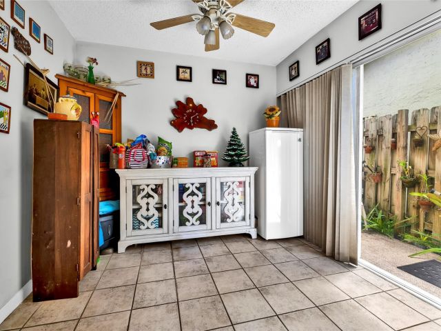 Продажа дома по адресу 22349 Treetop Circle - фото 6749760