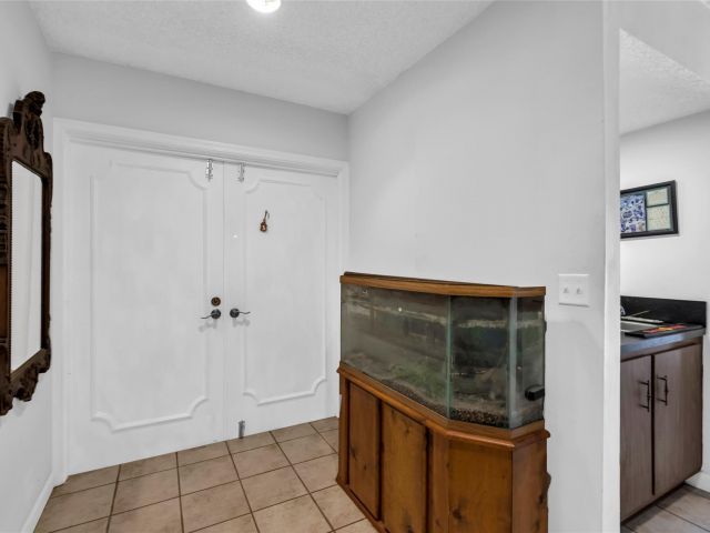 Продажа дома по адресу 22349 Treetop Circle - фото 6749766