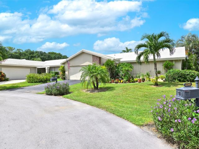 Продажа дома по адресу 22349 Treetop Circle - фото 6749769