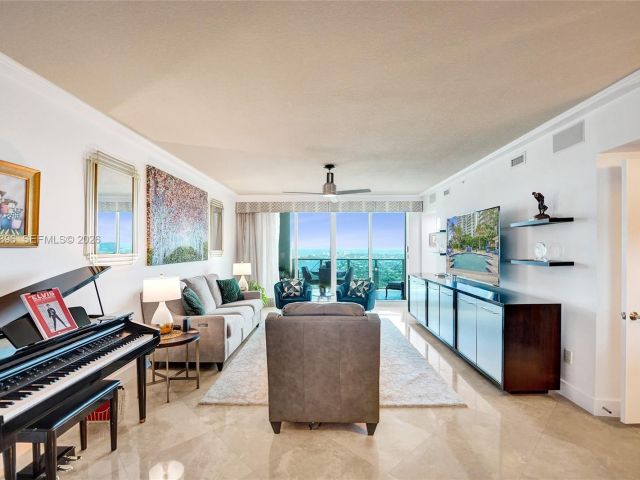 Продажа квартиры #3703 - фото 6789792