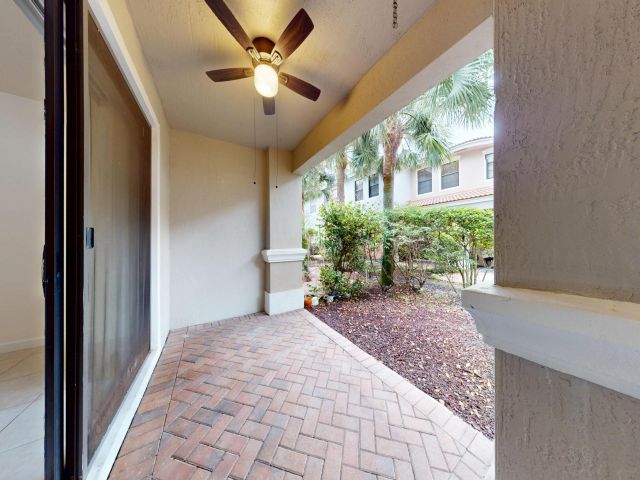 Дом в аренду по адресу 235 W Chrystie Circle - фото 6711099